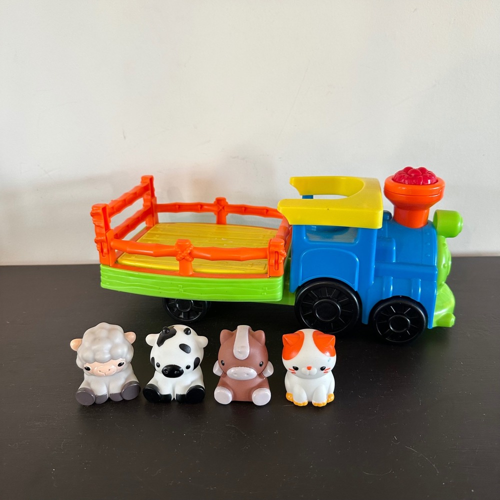 Fisher Price Little People Zoo Jungle Choo Choo Train CMP36 with 4 Animals